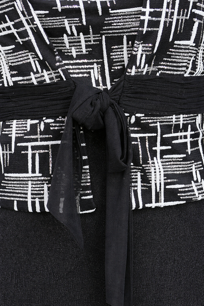 VESTIDO CORTO CON ENSAMBLE MEDIO