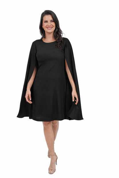 VESTIDO CORTO CON CAPA