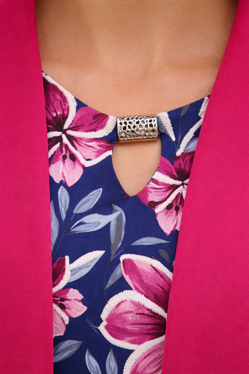 VESTIDO FLORAL CEREZA