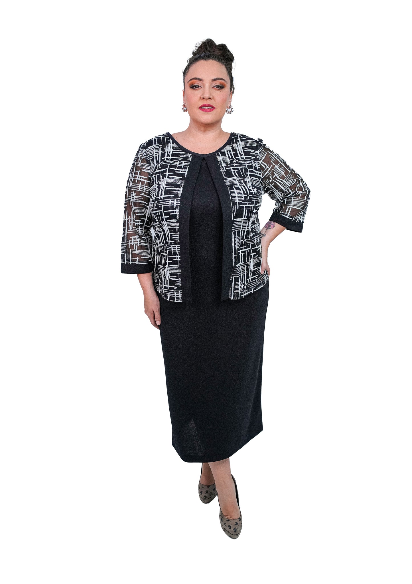 VESTIDO CORTO CON ENSAMBLE JUNTO
