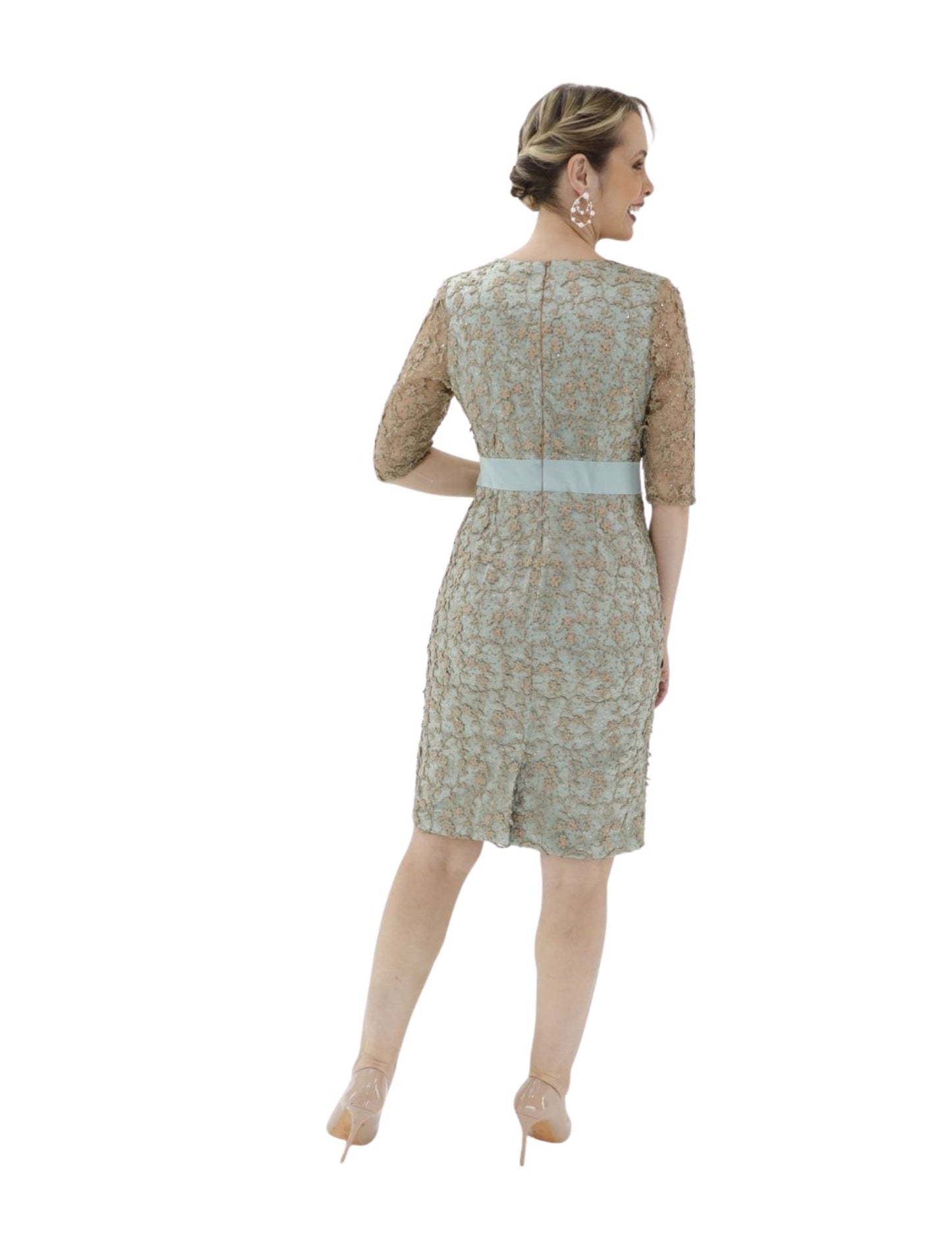 VESTIDO CORTO CON ENCAJE ORO