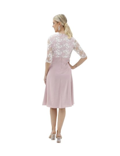 VESTIDO CORTO CON ENCAJE